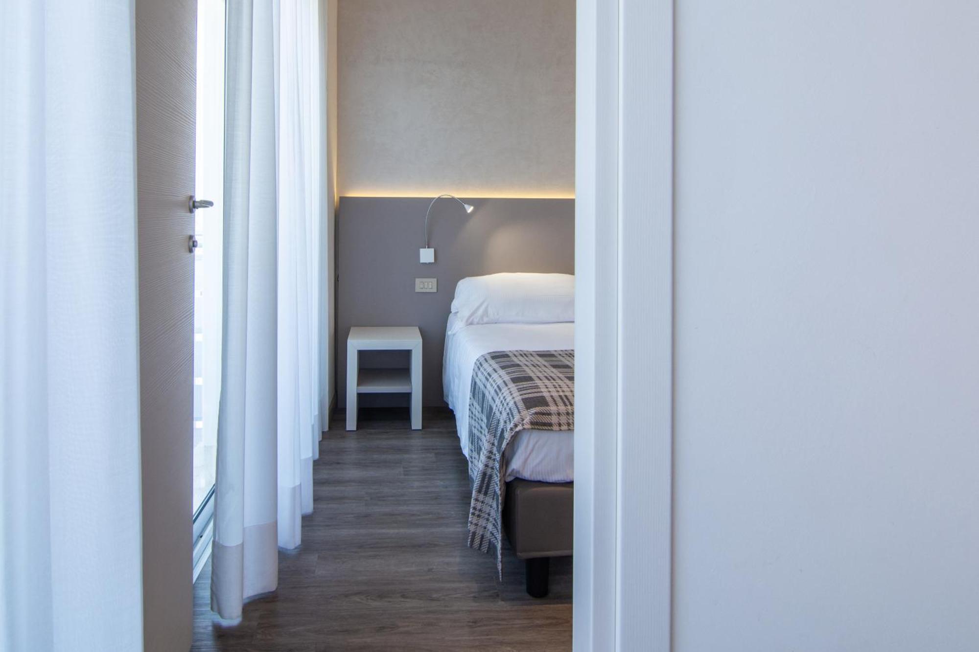 Hotel Montecarlo 3 Stelle Superior Caorle Exterior foto